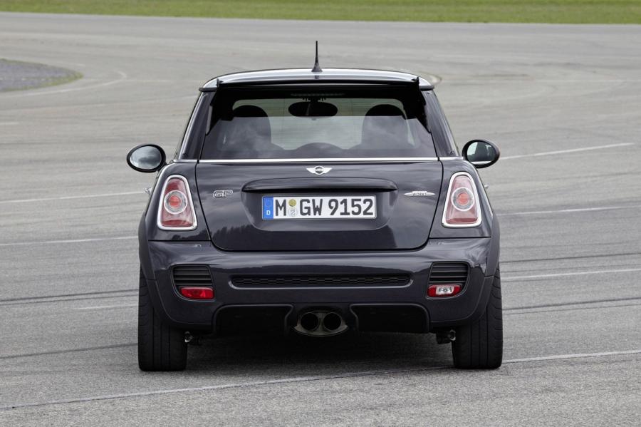  Mini Cooper GP JCW 2013 года  (фото 13 из 82)